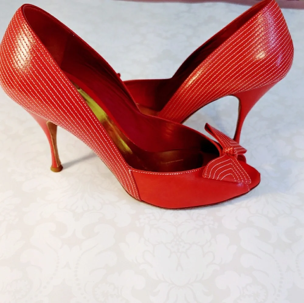 Elegant Red Peep-Toe Heels - Picture 5 of 7